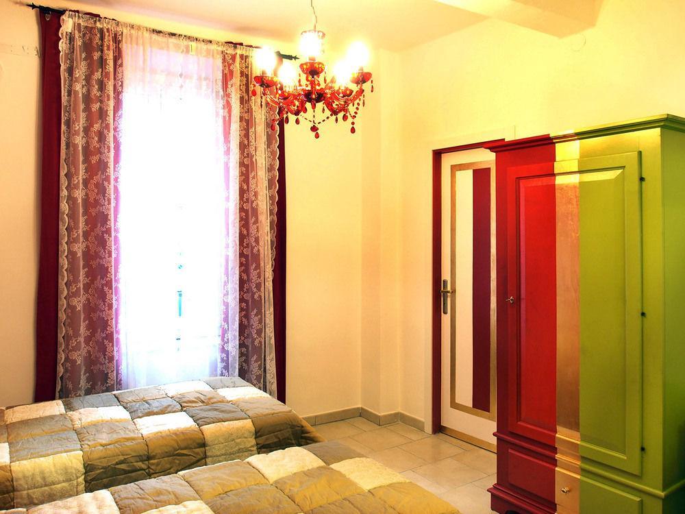 Hotel Due Spade Фиденца Екстериор снимка