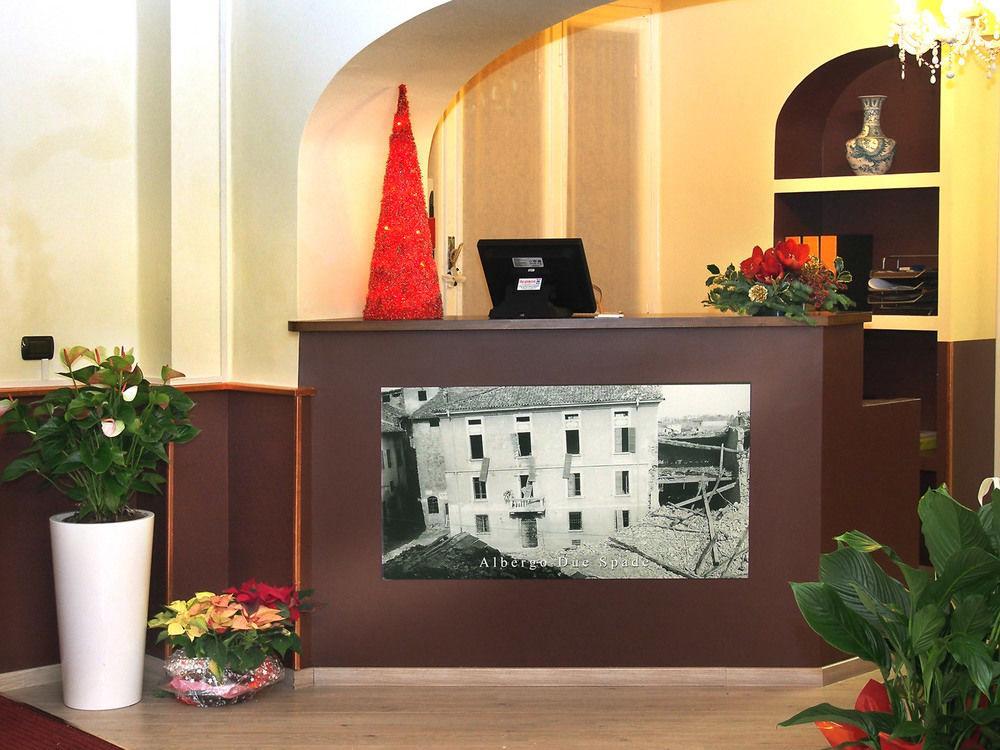 Hotel Due Spade Фиденца Екстериор снимка